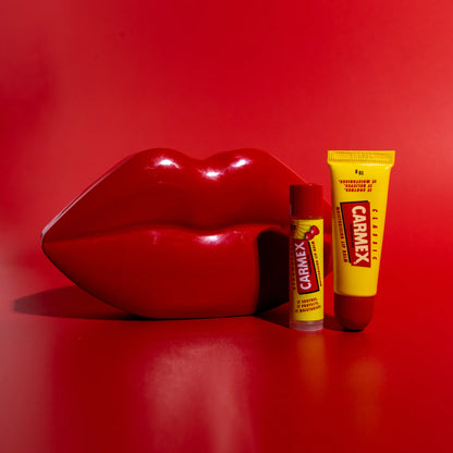 Carmex Lip Balm Lips Tin Duo – Classic Stick & Strawberry Tube Gift Set